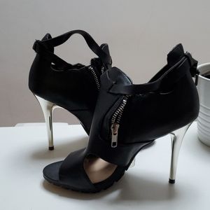 Black leather 4 inch heels